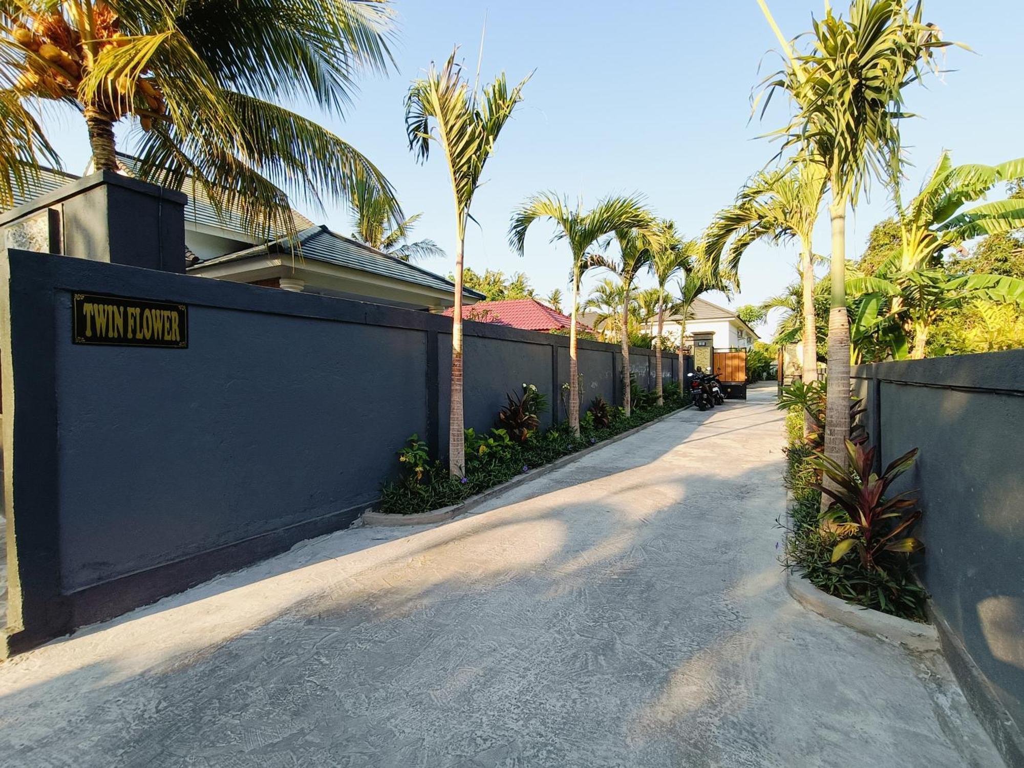 Luxury Private 2Bed Poolvilla In Lovina Twinflower Villa 외부 사진